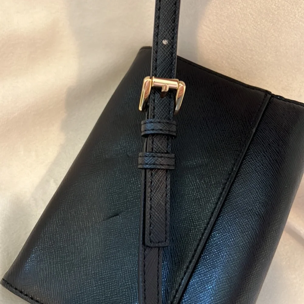 Michael Kors small Envelope crossbody bag - Picture 12 of 17